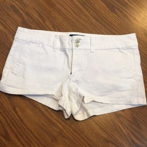American Eagle white shorts